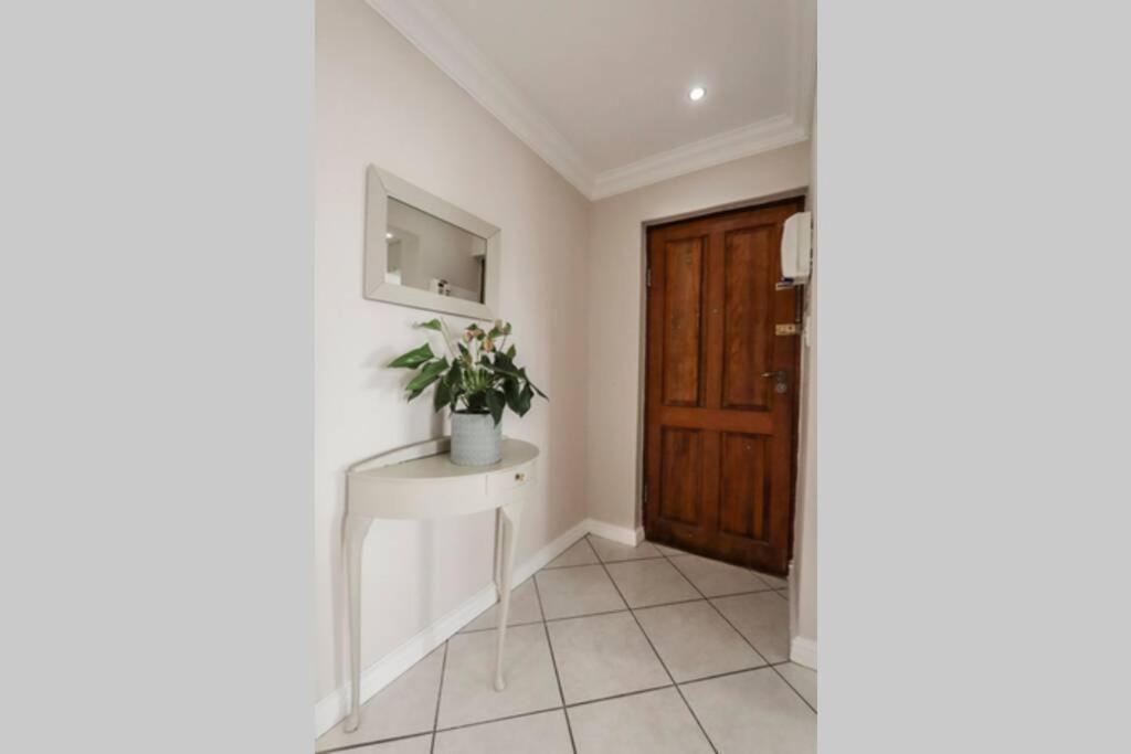 Oceanview Apartments The Look Out Jeffreys Bay Exterior foto